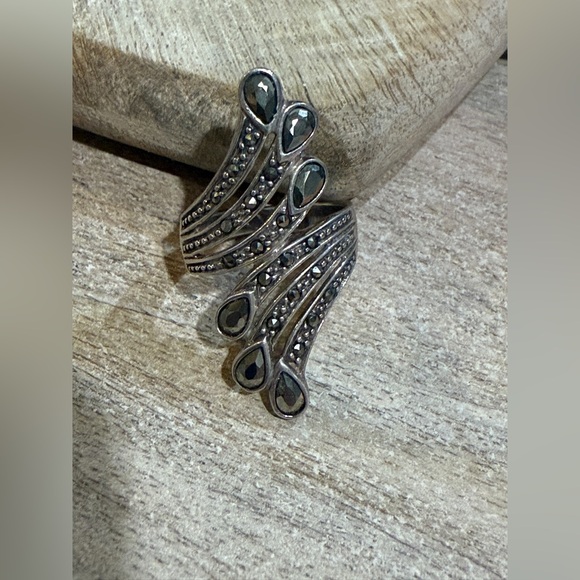 Elegant 925 Silver Women's Ring